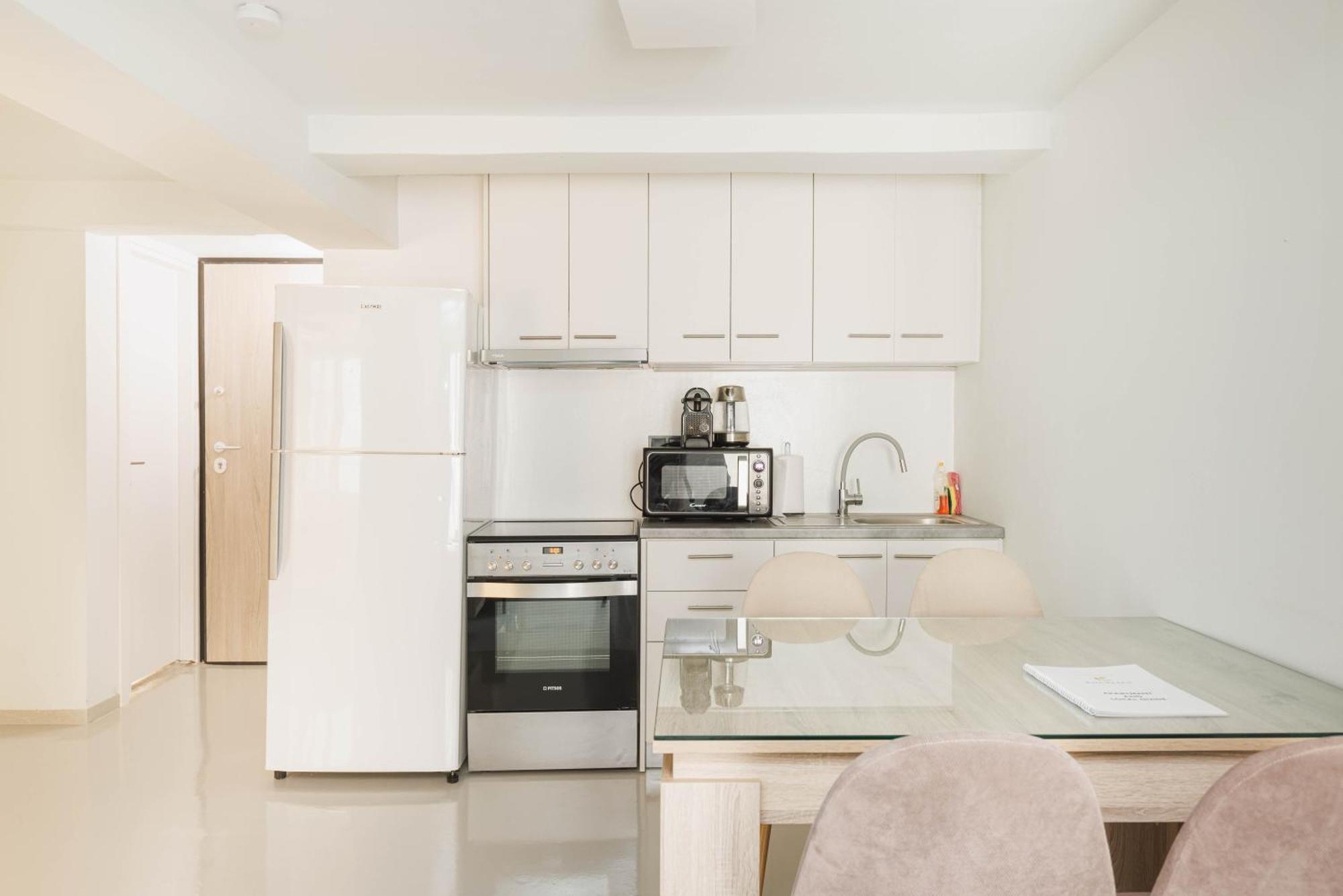 Beautiful Underground Nest With Prv Terrace Apartment Athena Bagian luar foto